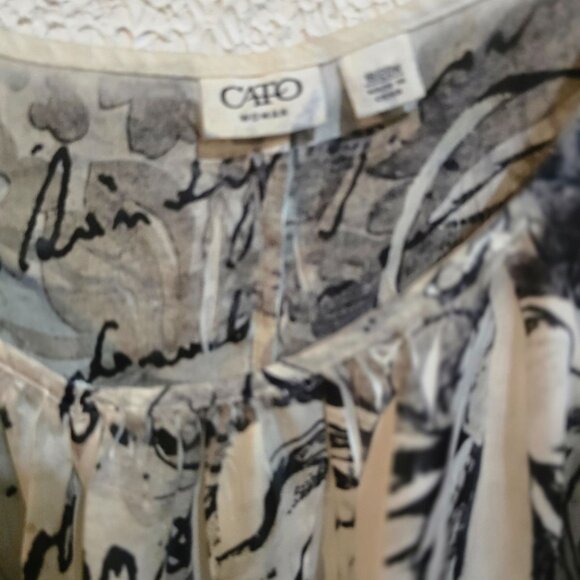 Chicos Womens Sheer Black & White Abstract Print Blouse Size 1 - Picture 2 of 6